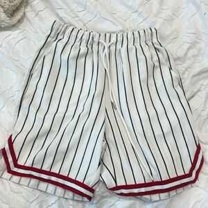 Men’s small striped shorts
